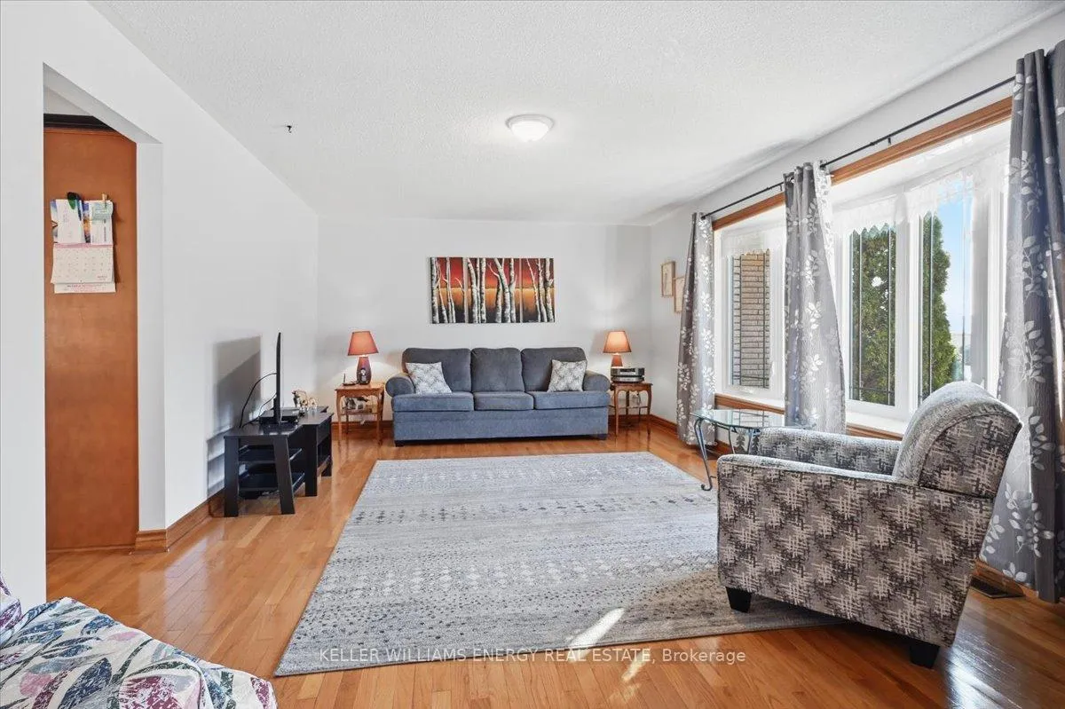 Photo 1 of 65 Irwin Road, Clarington, Orono — HOMEH