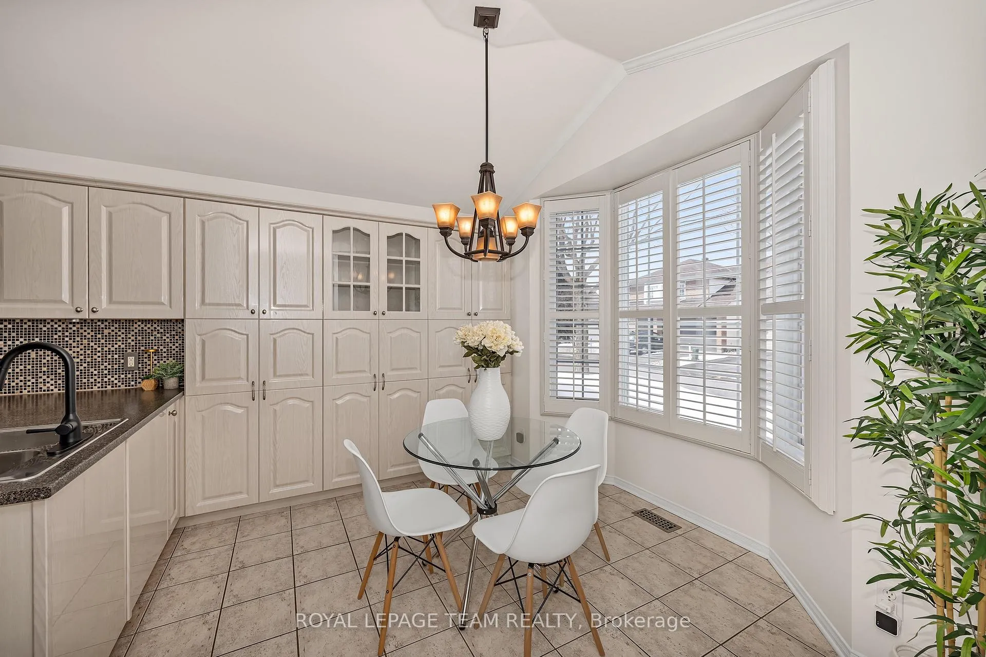 Photo 2 of 43 Settler's Ridge Way, Ottawa, Barrhaven - Longfields — HOMEH