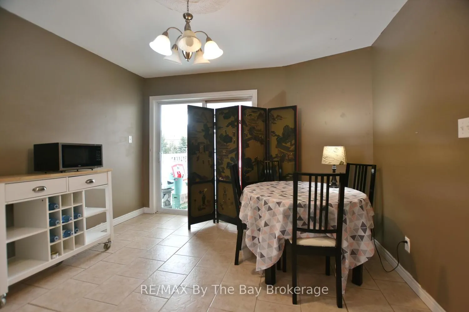 Photo 20 of 409 Robinson Road, Wasaga Beach — HOMEH