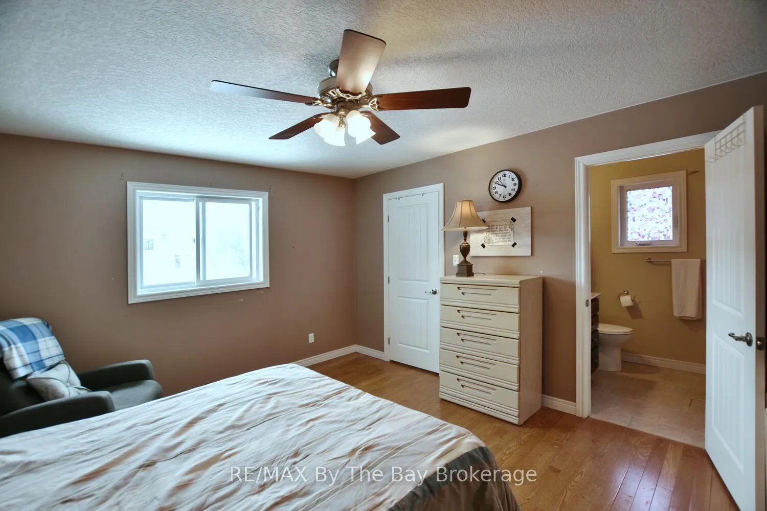 Photo 22 of 409 Robinson Road, Wasaga Beach — HOMEH