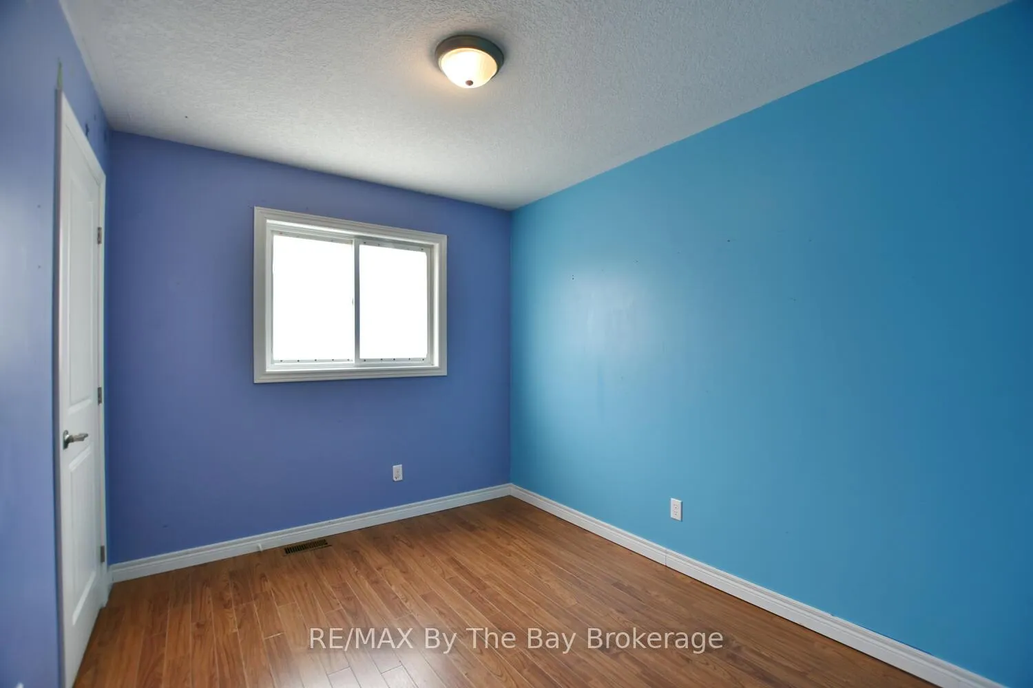 Photo 30 of 409 Robinson Road, Wasaga Beach — HOMEH
