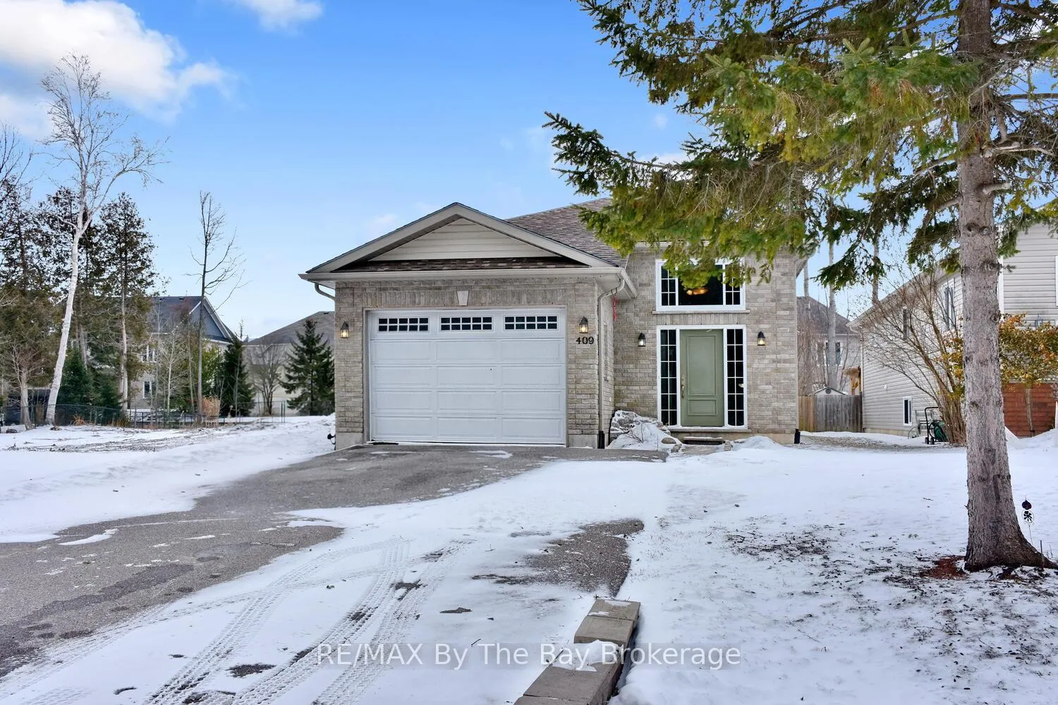 Photo 49 of 409 Robinson Road, Wasaga Beach — HOMEH