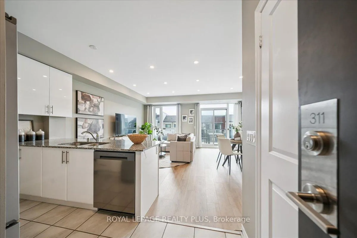 Photo 2 of Unit 311, 2370 Khalsa Gate, Oakville, Westmount — HOMEH