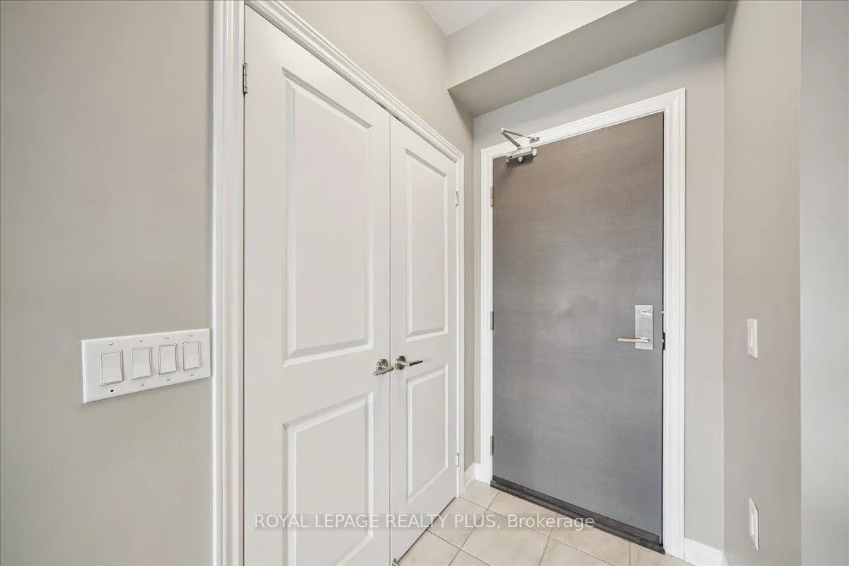 Photo 3 of Unit 311, 2370 Khalsa Gate, Oakville, Westmount — HOMEH