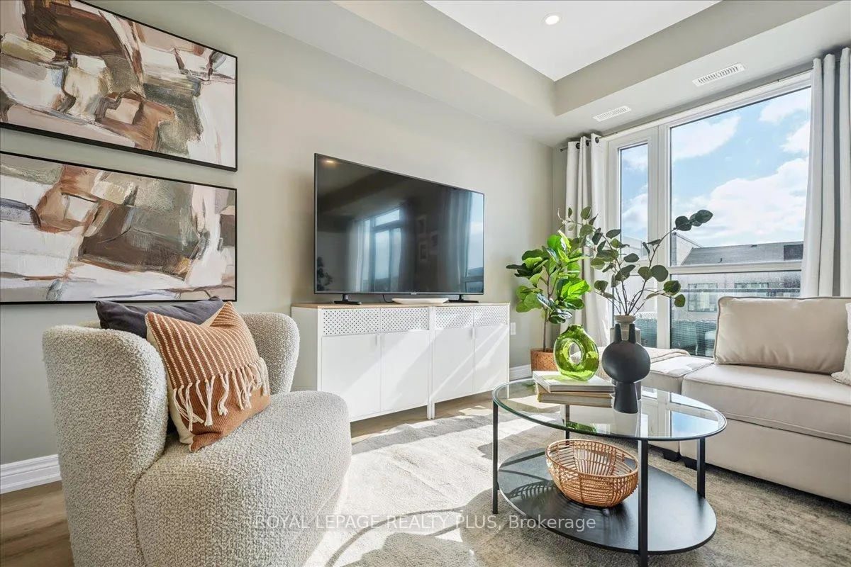 Photo 9 of Unit 311, 2370 Khalsa Gate, Oakville, Westmount — HOMEH