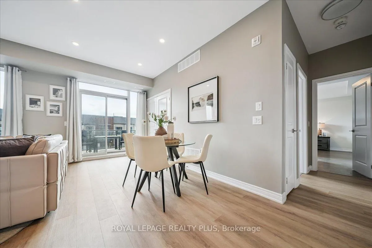 Photo 11 of Unit 311, 2370 Khalsa Gate, Oakville, Westmount — HOMEH