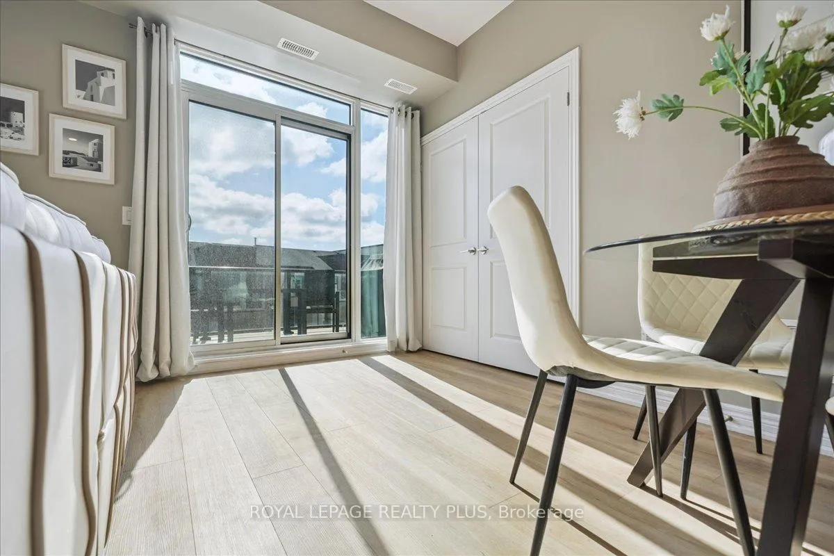 Photo 12 of Unit 311, 2370 Khalsa Gate, Oakville, Westmount — HOMEH