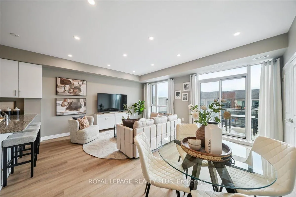 Photo 13 of Unit 311, 2370 Khalsa Gate, Oakville, Westmount — HOMEH