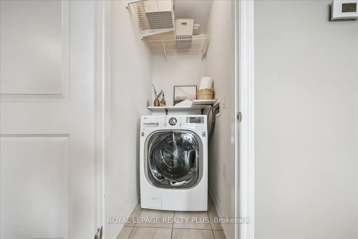 Photo 19 of Unit 311, 2370 Khalsa Gate, Oakville, Westmount — HOMEH