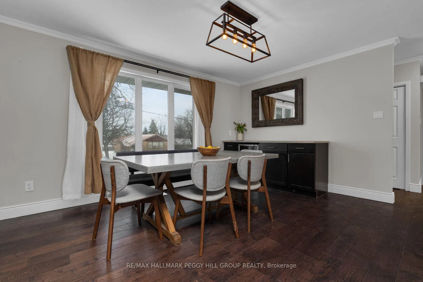 Photo 5 of 235 St Vincent Street, Barrie, Wellington — HOMEH