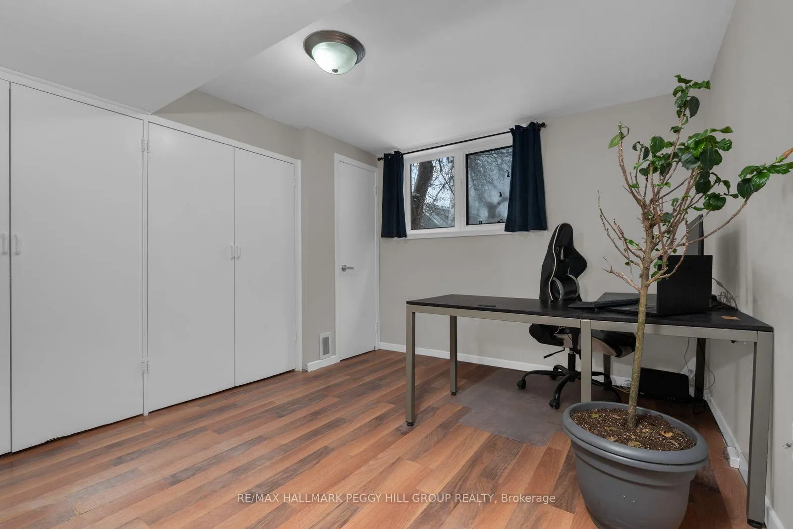 Photo 14 of 235 St Vincent Street, Barrie, Wellington — HOMEH