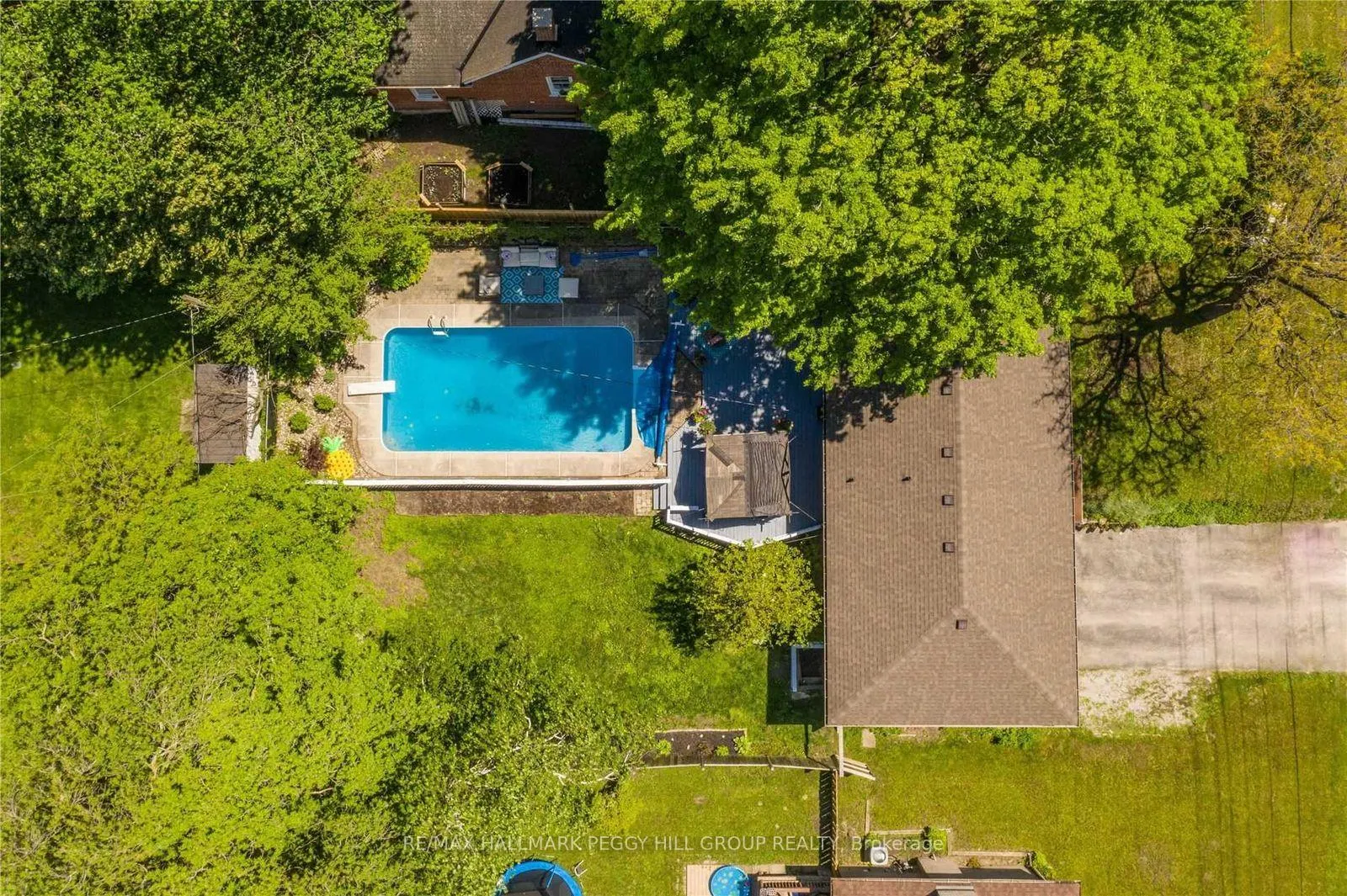 Photo 21 of 235 St Vincent Street, Barrie, Wellington — HOMEH
