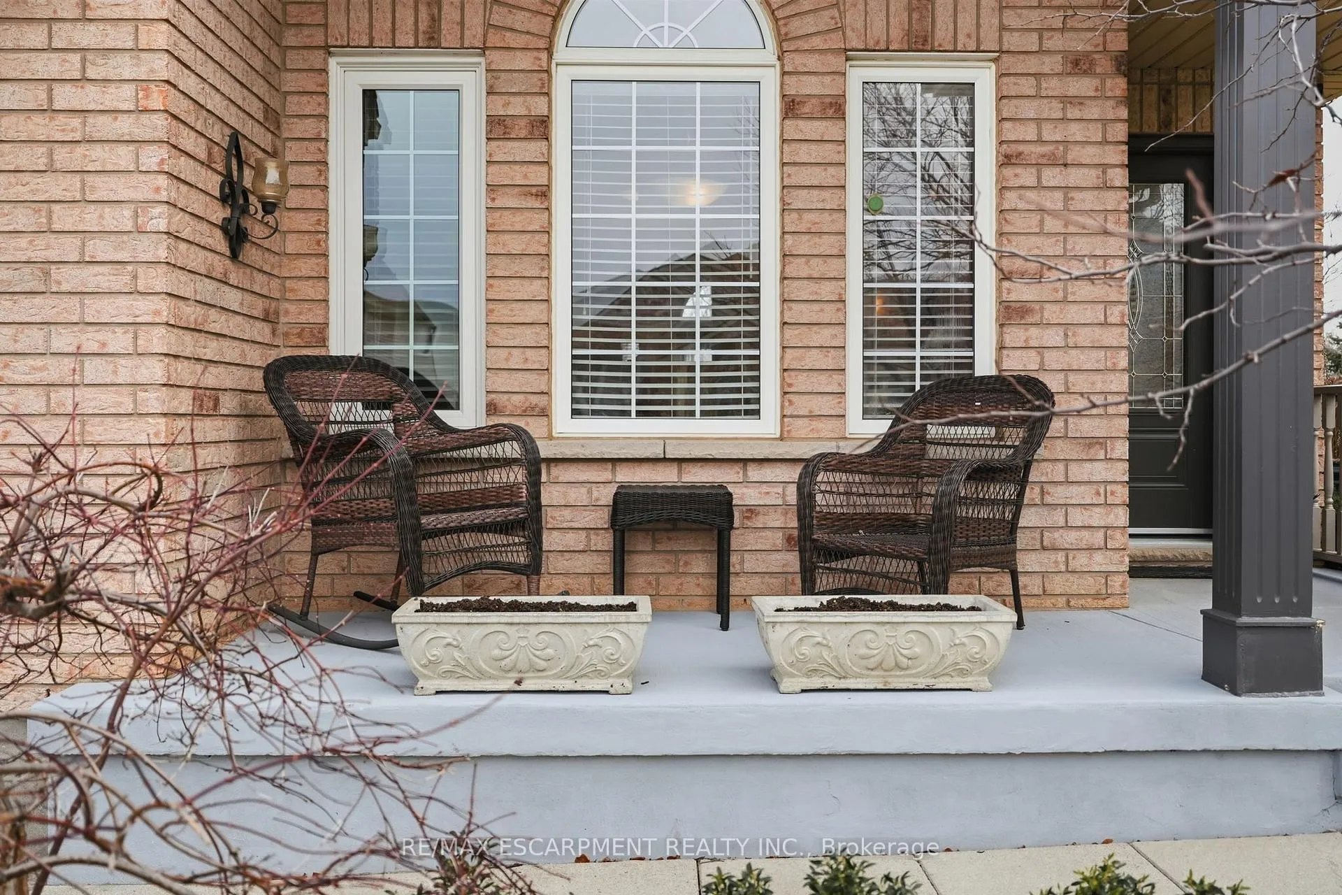 Photo 3 of 4055 Ashby Drive, Lincoln, Beamsville — HOMEH