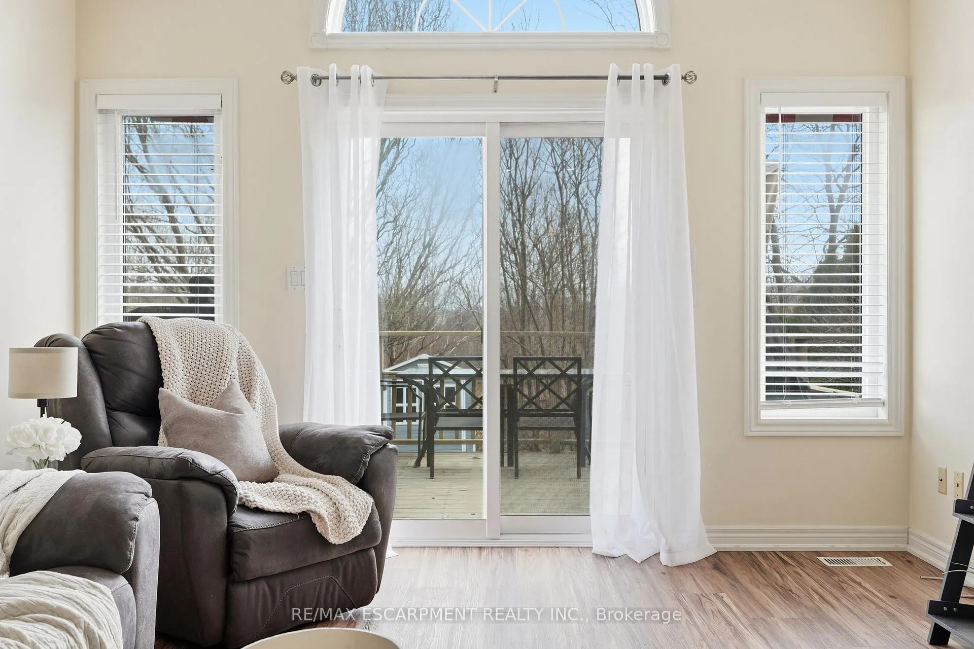 Photo 22 of 4055 Ashby Drive, Lincoln, Beamsville — HOMEH