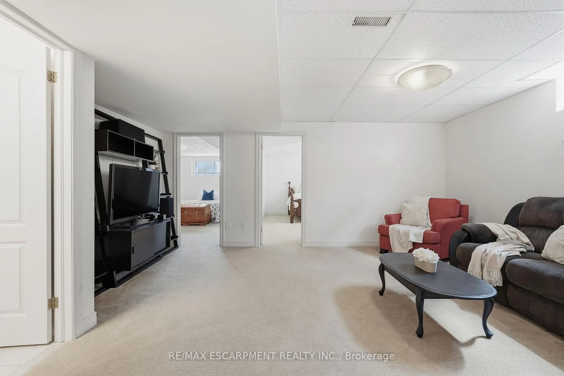 Photo 28 of 4055 Ashby Drive, Lincoln, Beamsville — HOMEH