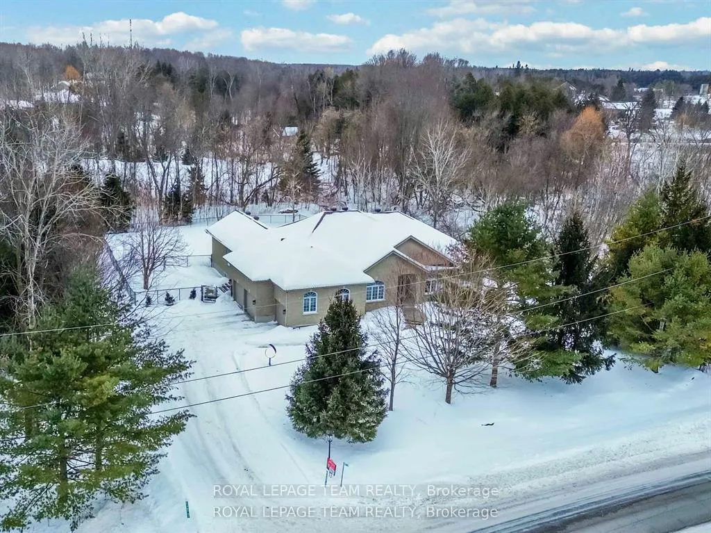 Photo 3 of 6196 Elkwood Drive, Ottawa, Greely — HOMEH