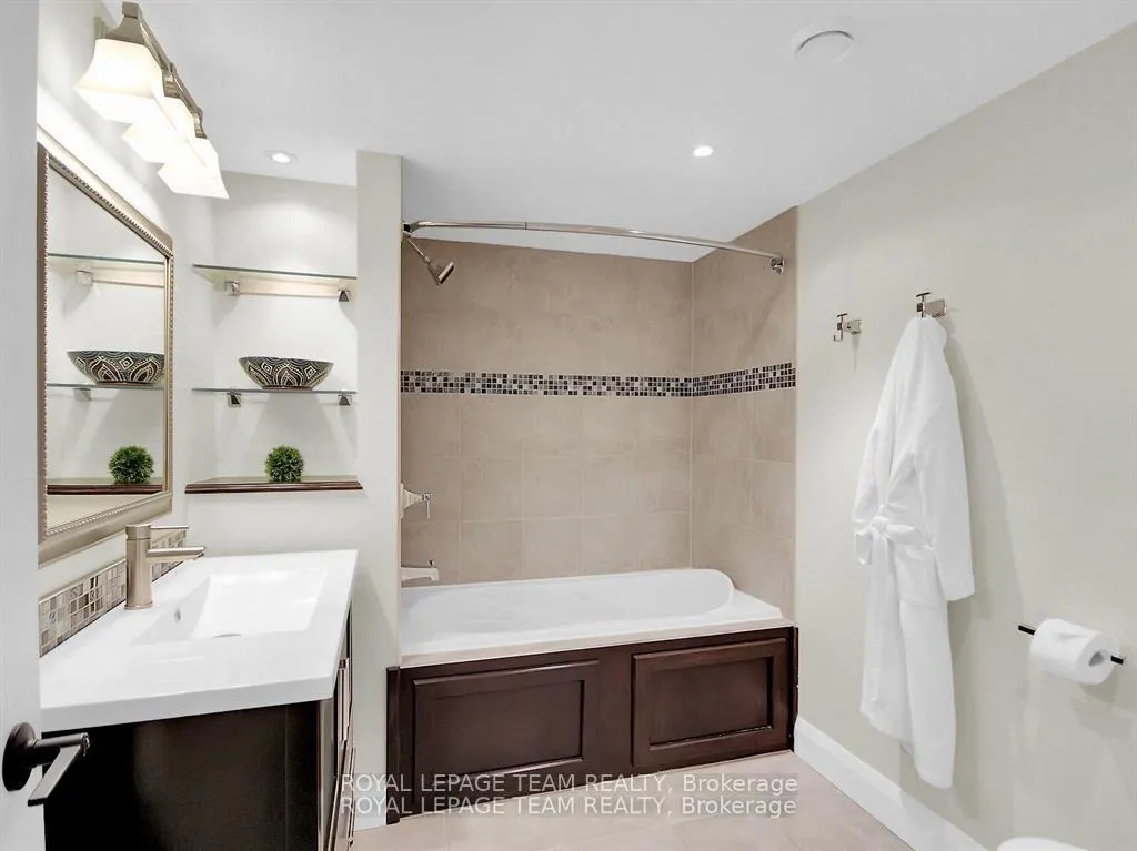 Photo 43 of 6196 Elkwood Drive, Ottawa, Greely — HOMEH