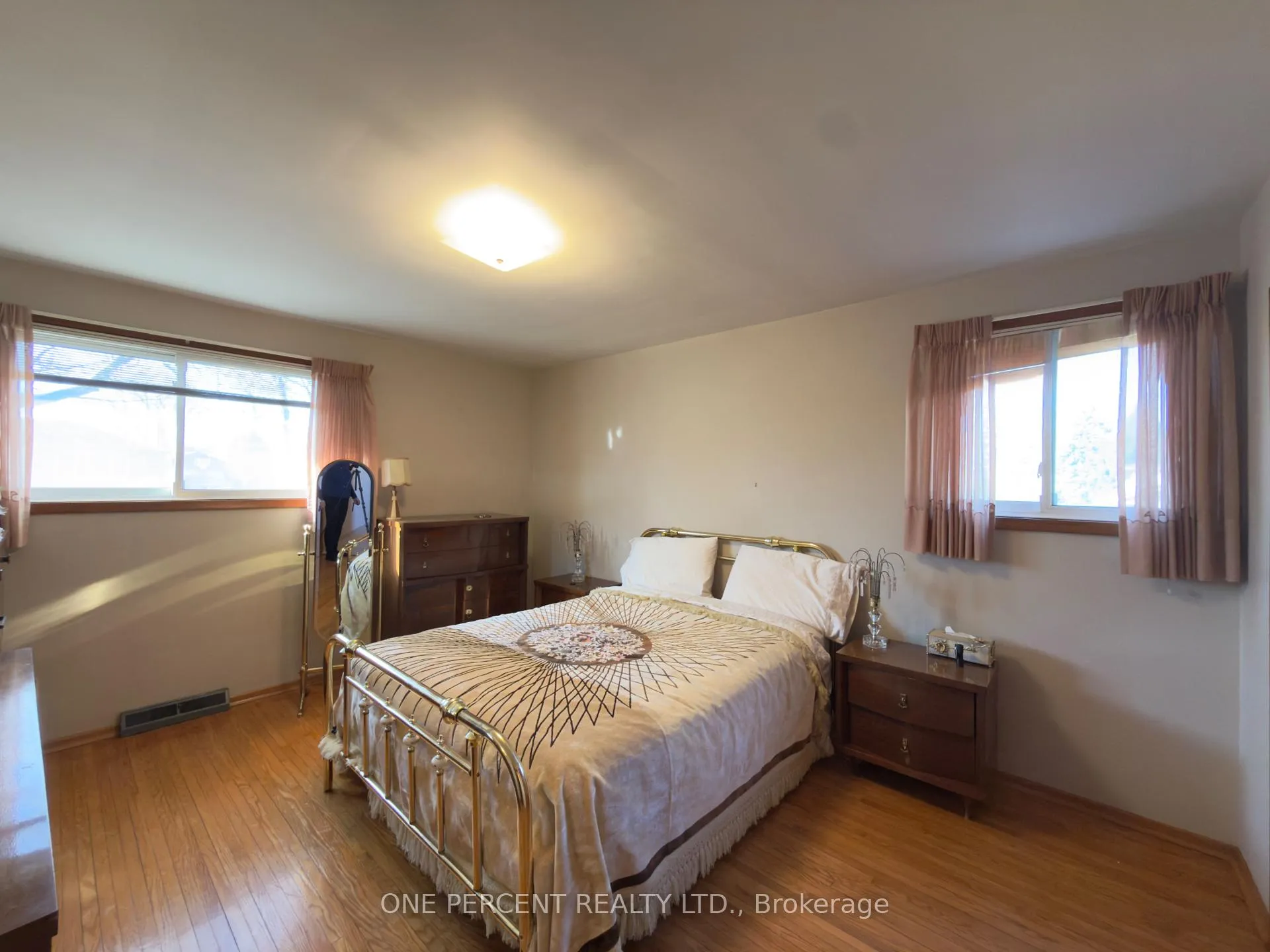 Photo 12 of 6731 Freeman Street, Niagara Falls, Morrison — HOMEH