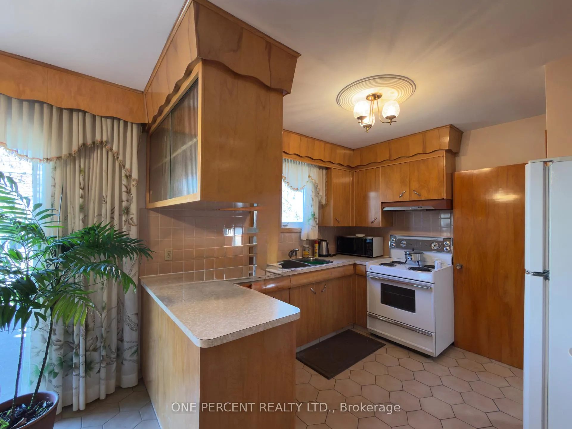 Photo 14 of 6731 Freeman Street, Niagara Falls, Morrison — HOMEH