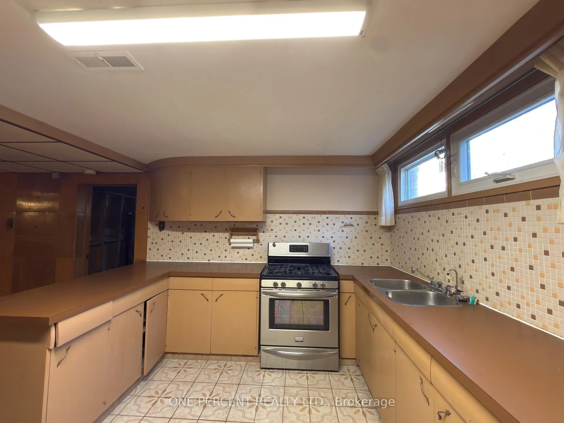 Photo 16 of 6731 Freeman Street, Niagara Falls, Morrison — HOMEH