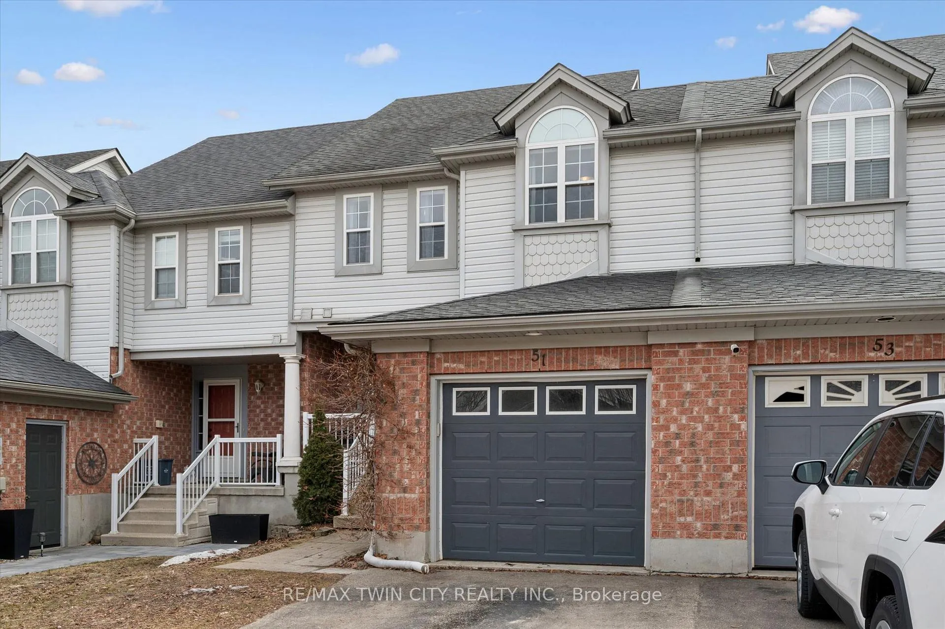 Photo 2 of 51 Elma Place, Cambridge, Hespeler Village — HOMEH