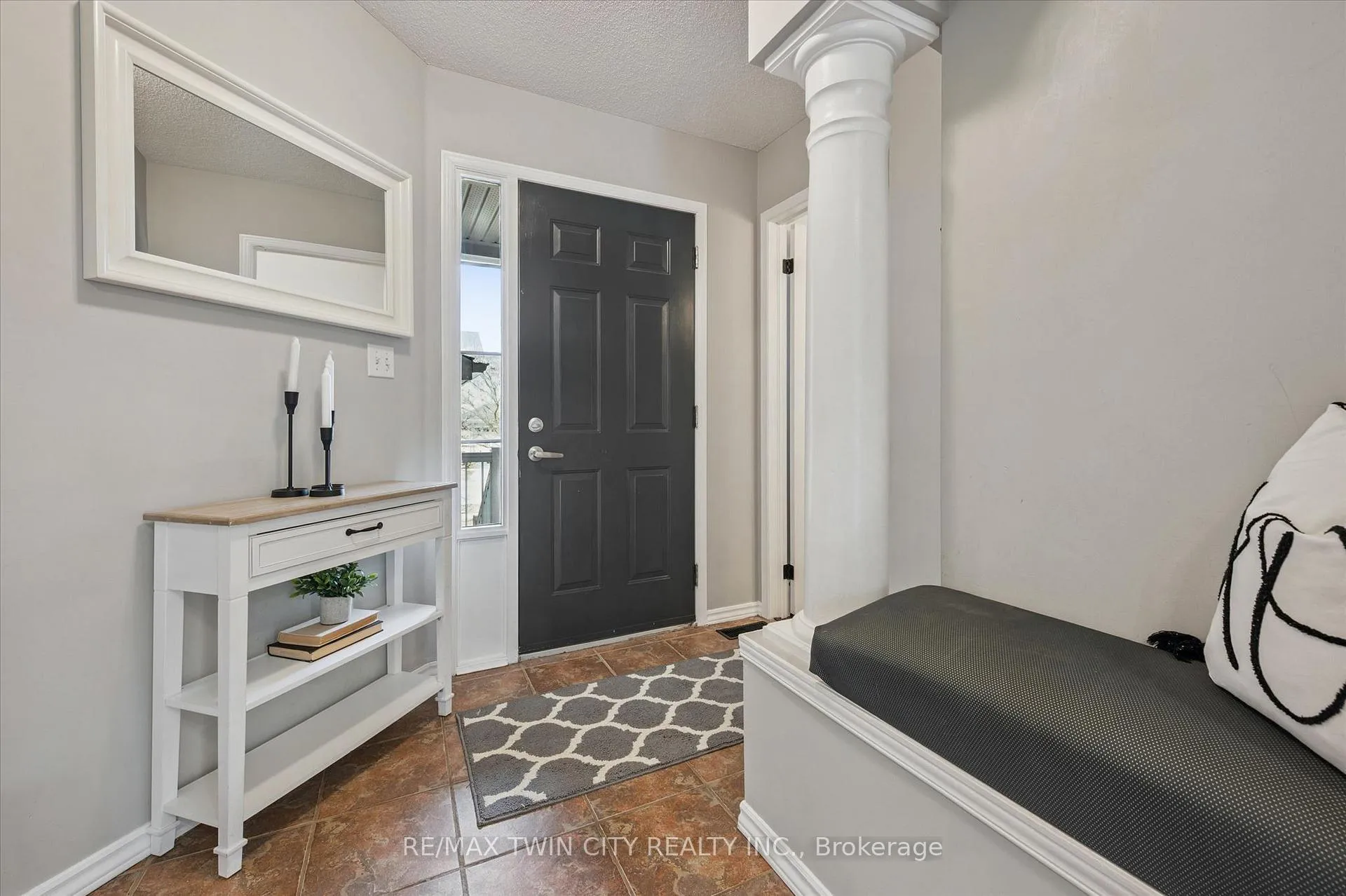 Photo 5 of 51 Elma Place, Cambridge, Hespeler Village — HOMEH