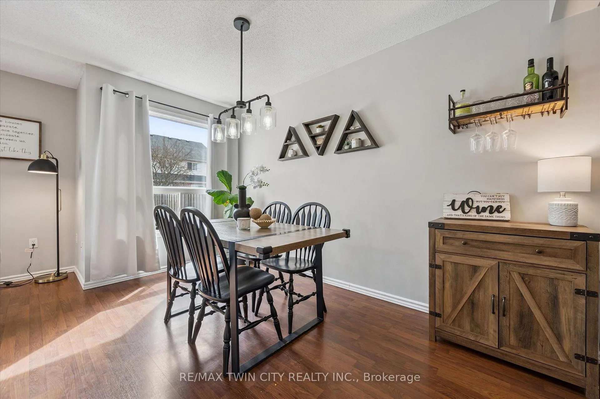 Photo 10 of 51 Elma Place, Cambridge, Hespeler Village — HOMEH