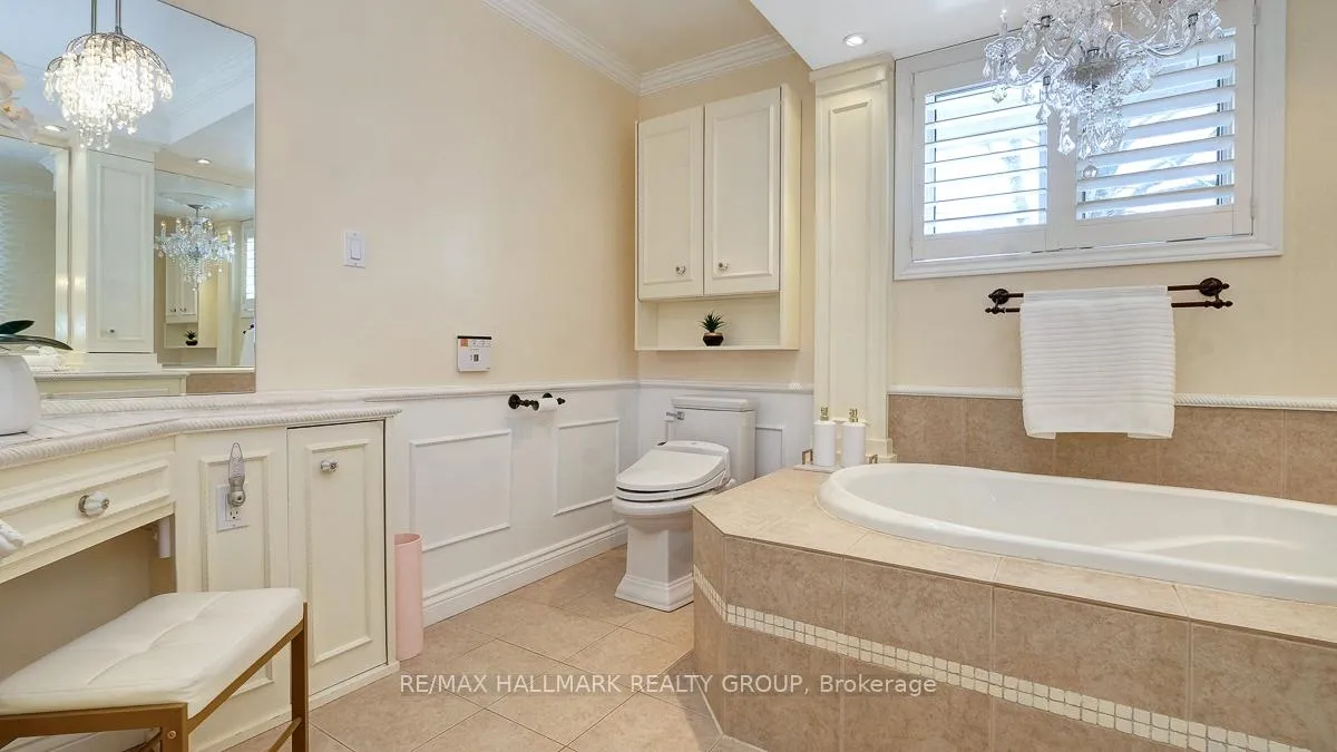 Photo 25 of 2185 Bickerton Avenue, Ottawa, Beacon Hill North — HOMEH