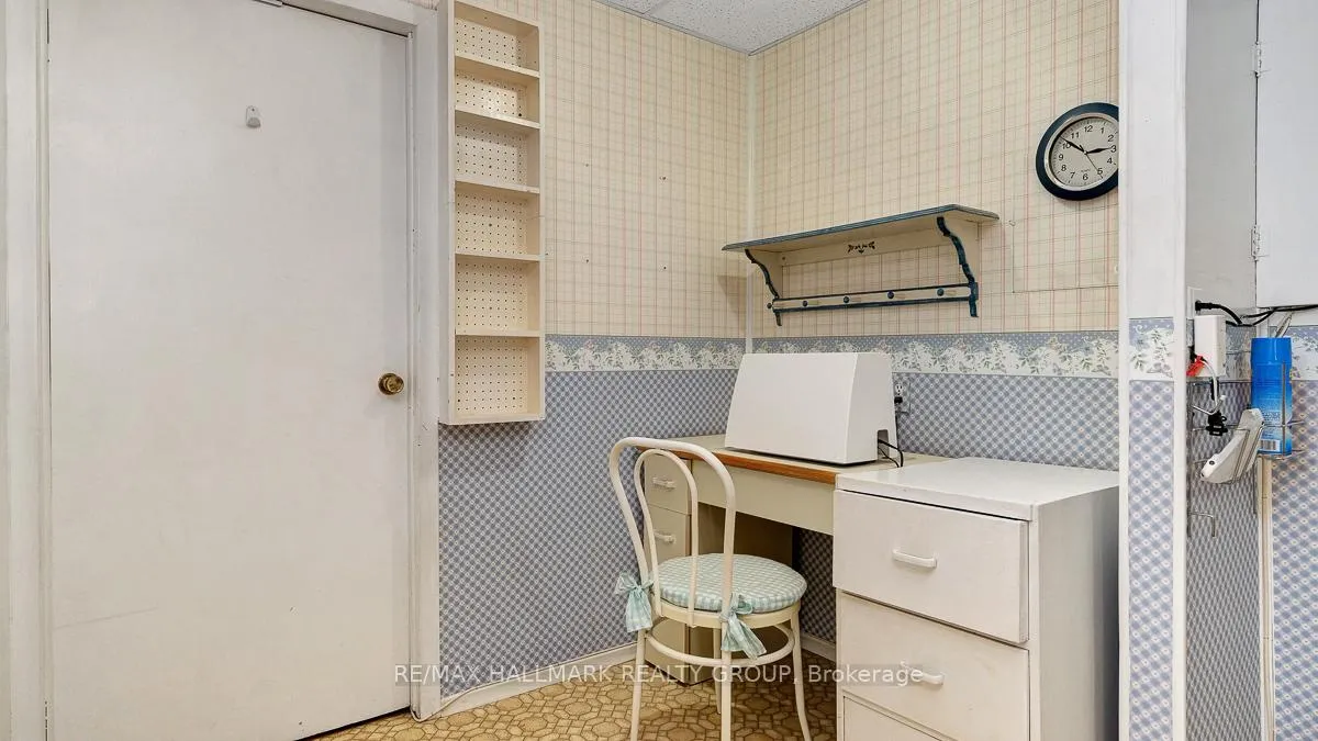 Photo 40 of 2185 Bickerton Avenue, Ottawa, Beacon Hill North — HOMEH