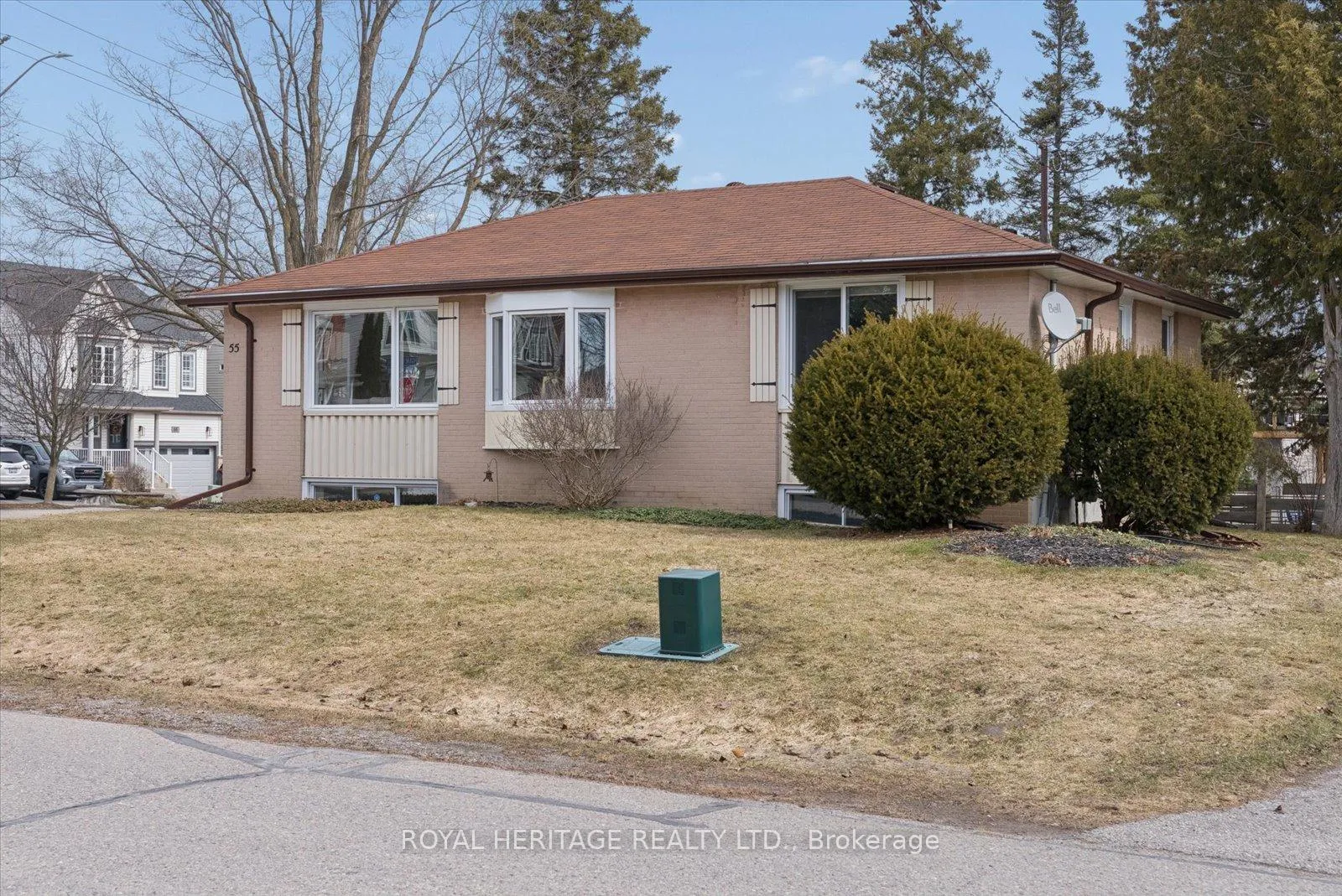 Photo 3 of 55 Garside Avenue, Whitby, Brooklin — HOMEH