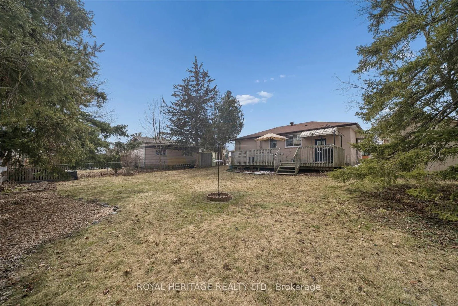 Photo 4 of 55 Garside Avenue, Whitby, Brooklin — HOMEH