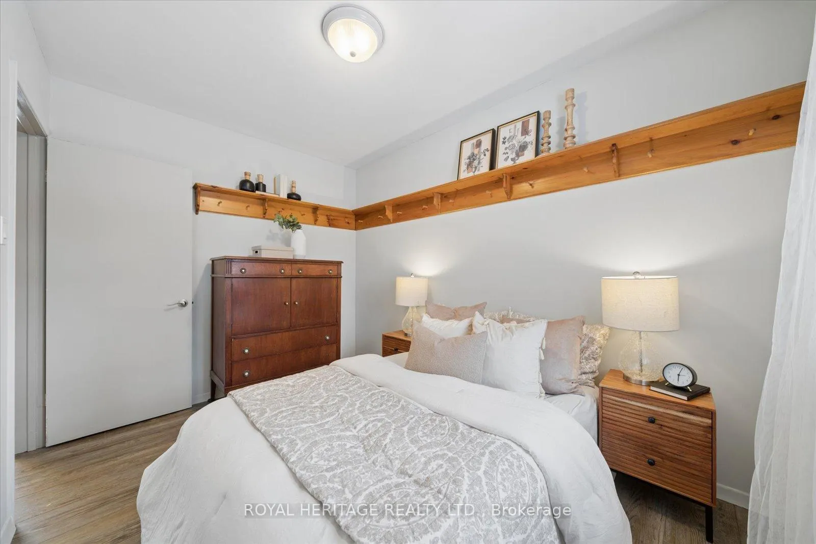Photo 16 of 55 Garside Avenue, Whitby, Brooklin — HOMEH