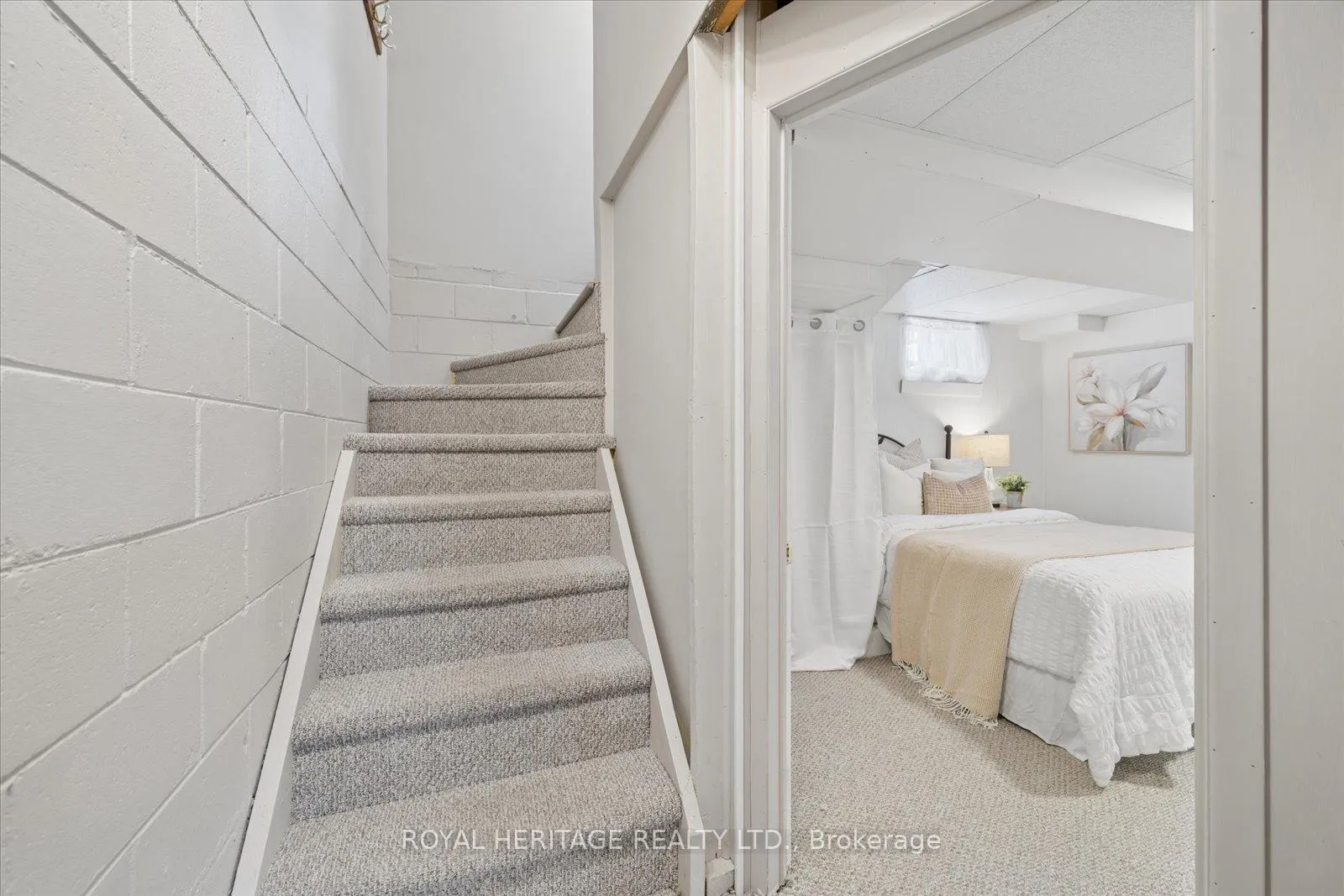 Photo 23 of 55 Garside Avenue, Whitby, Brooklin — HOMEH
