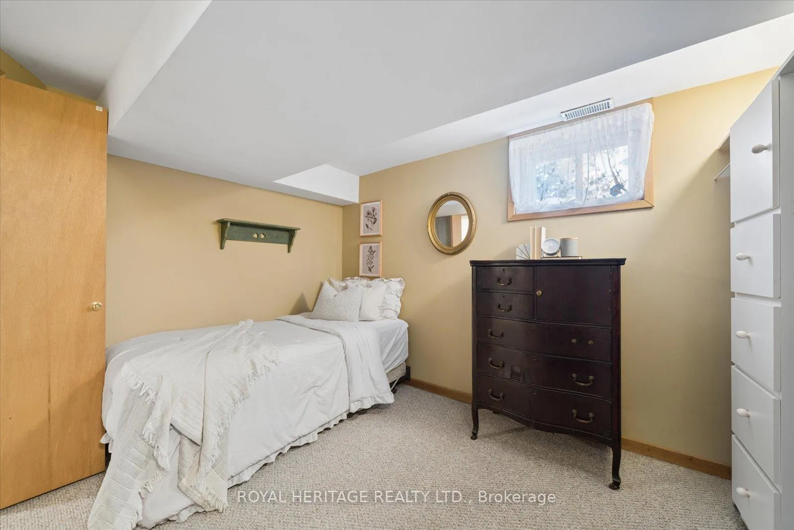 Photo 34 of 55 Garside Avenue, Whitby, Brooklin — HOMEH