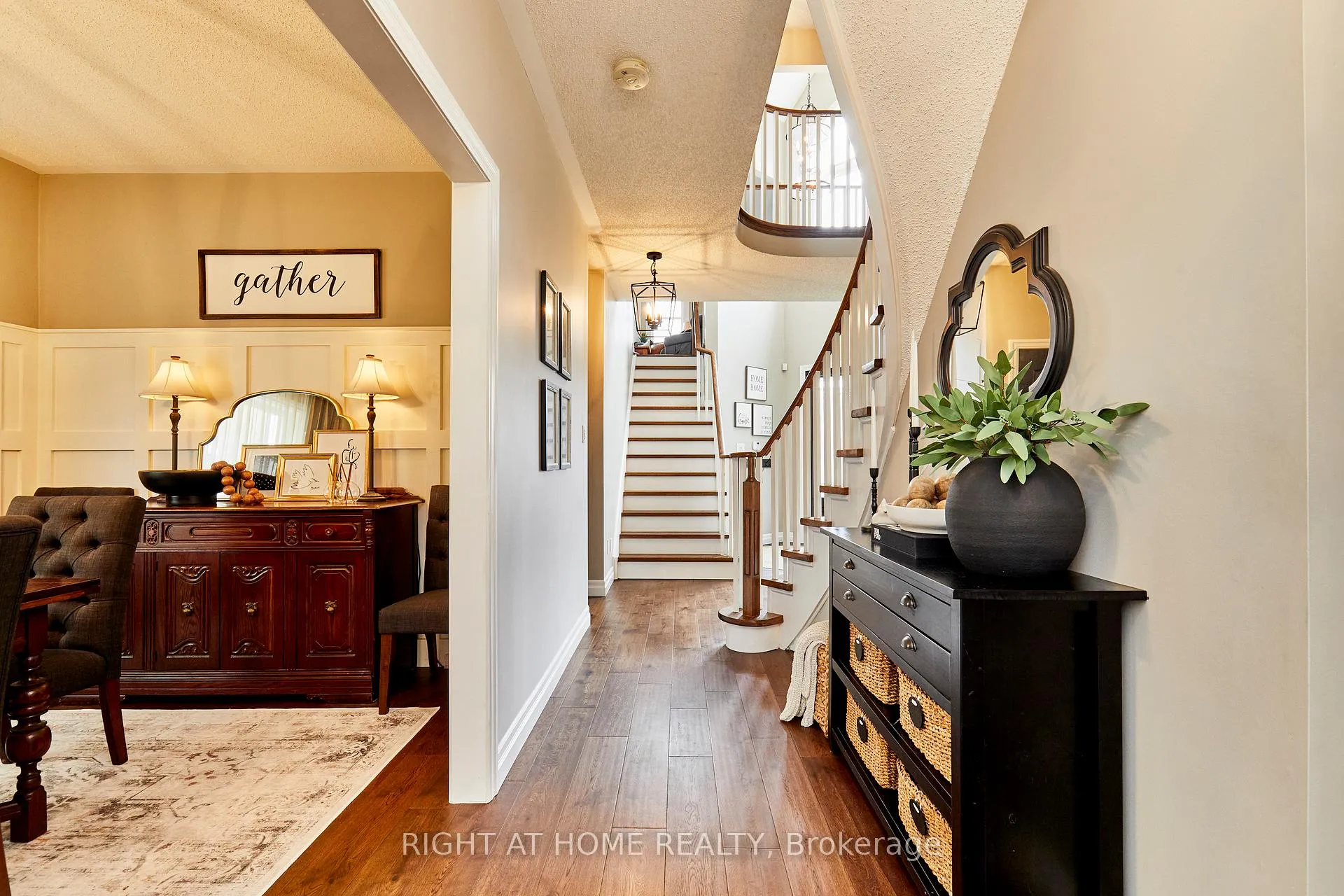 Photo 20 of 9 Artesian Drive, Whitby, Williamsburg — HOMEH