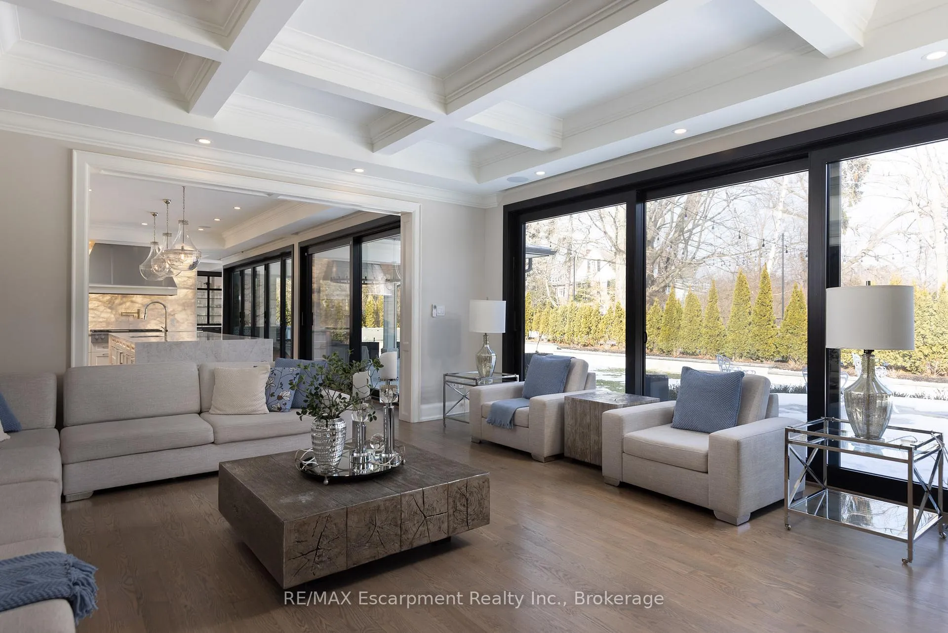 Photo 14 of 15 Lambert Common, Oakville, Southwest — HOMEH