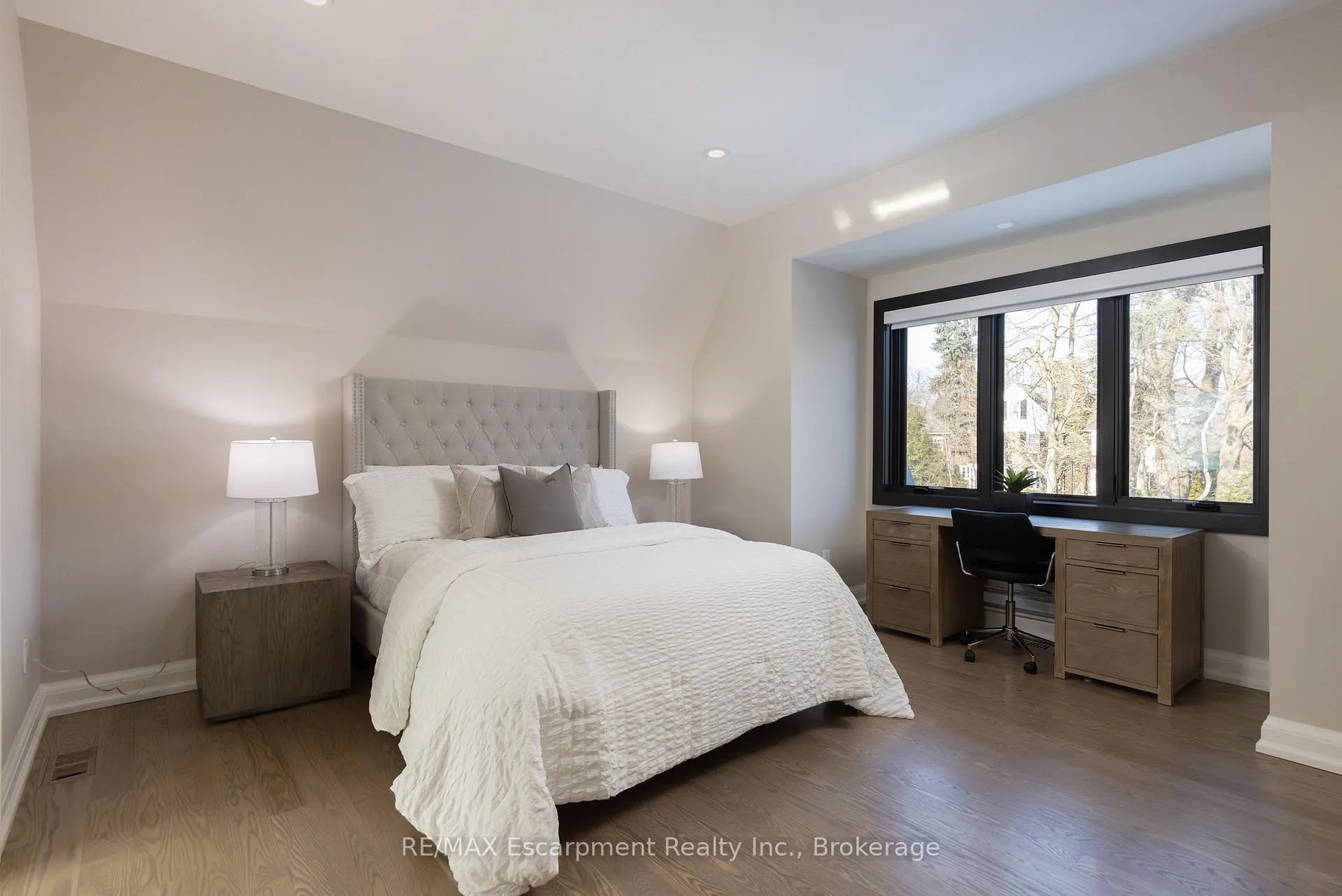 Photo 36 of 15 Lambert Common, Oakville, Southwest — HOMEH