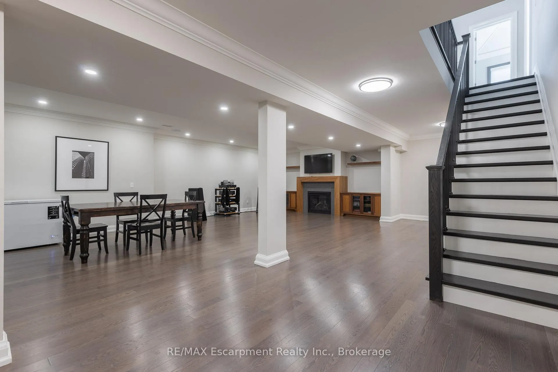 Photo 38 of 15 Lambert Common, Oakville, Southwest — HOMEH