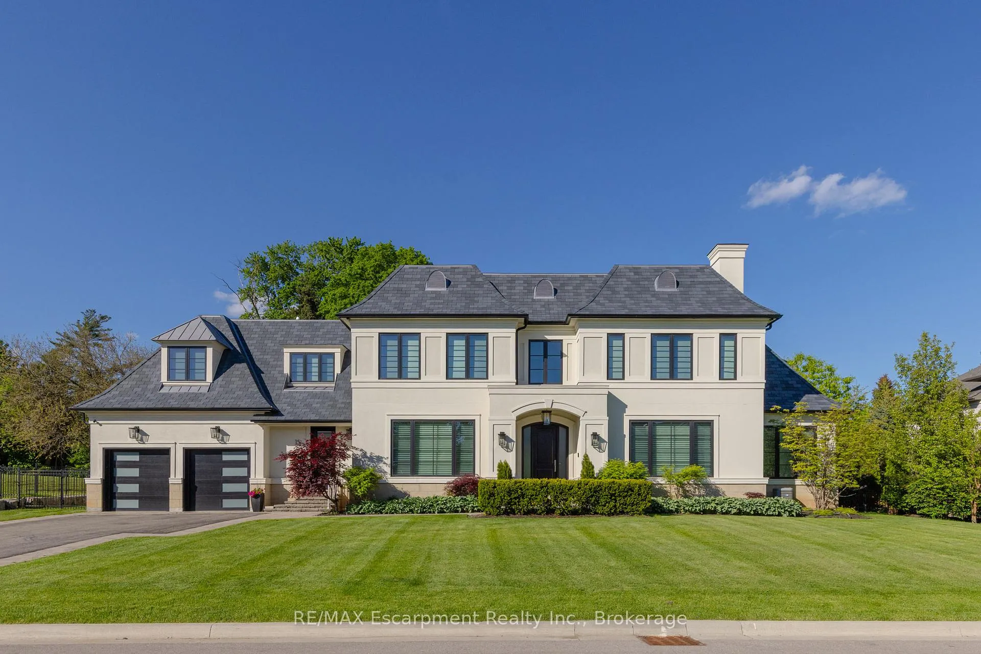 Photo 2 of 15 Lambert Common, Oakville, Southwest — HOMEH