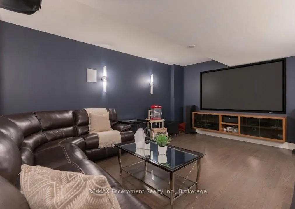 Photo 44 of 15 Lambert Common, Oakville, Southwest — HOMEH