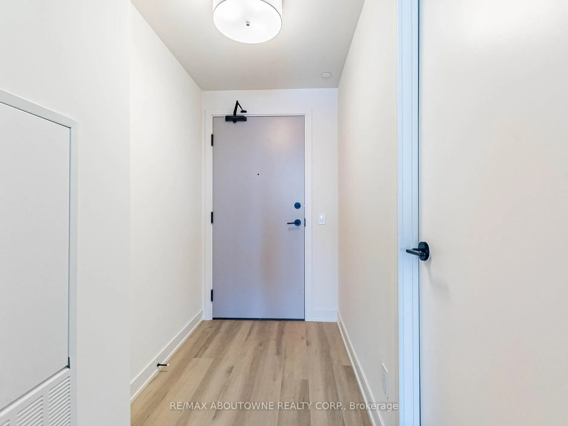 Photo 6 of Unit 2401, 8020 Derry Road, Milton, Coates — HOMEH