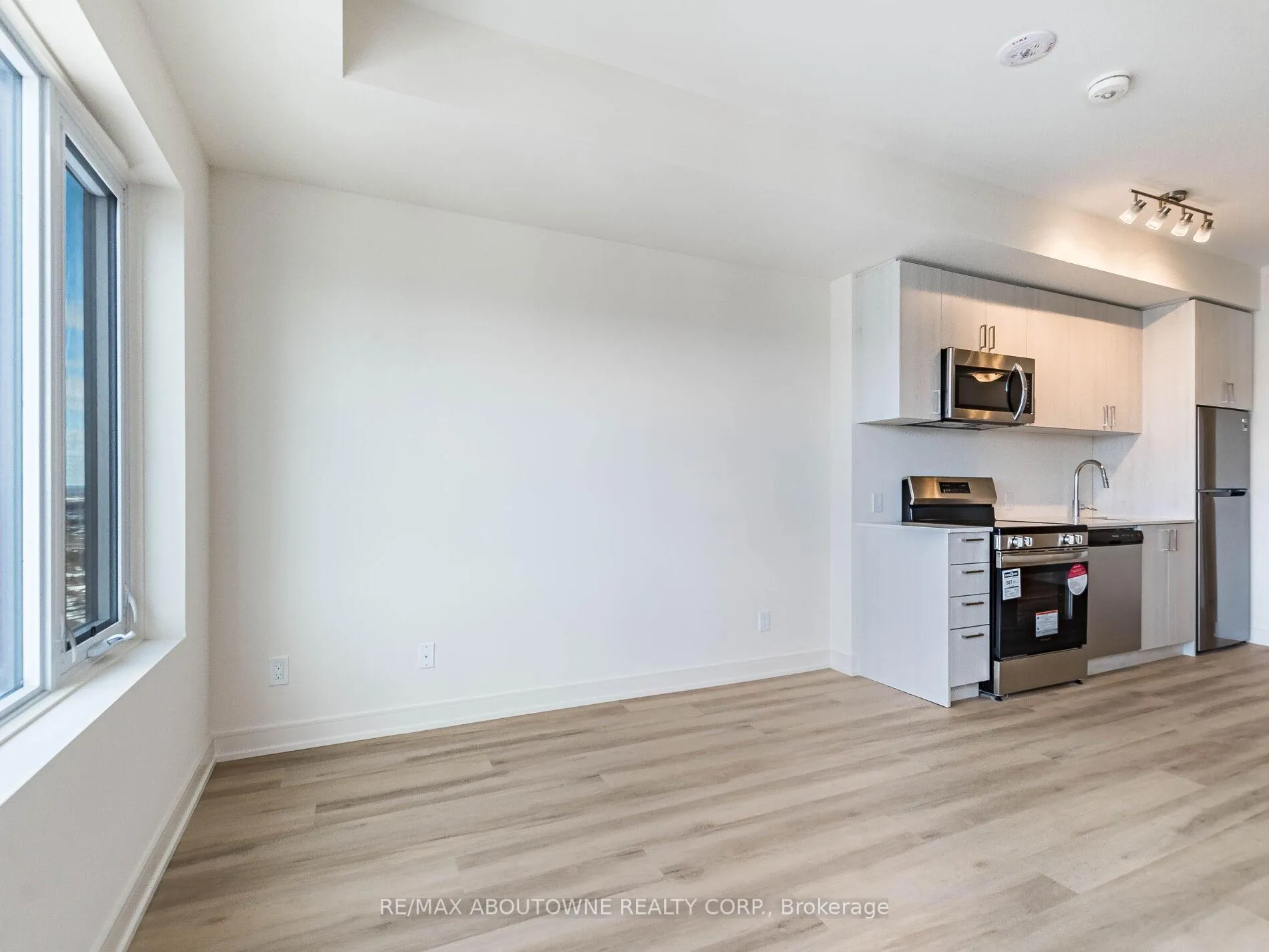 Photo 14 of Unit 2401, 8020 Derry Road, Milton, Coates — HOMEH