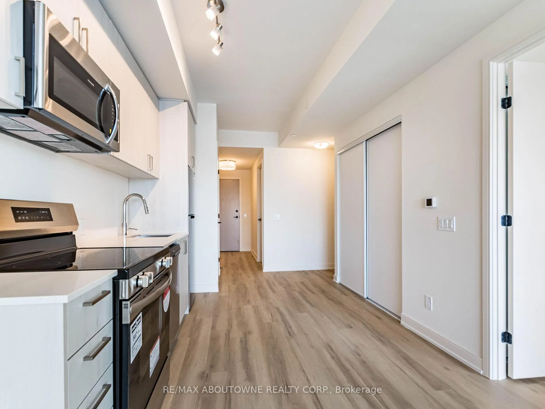 Photo 17 of Unit 2401, 8020 Derry Road, Milton, Coates — HOMEH