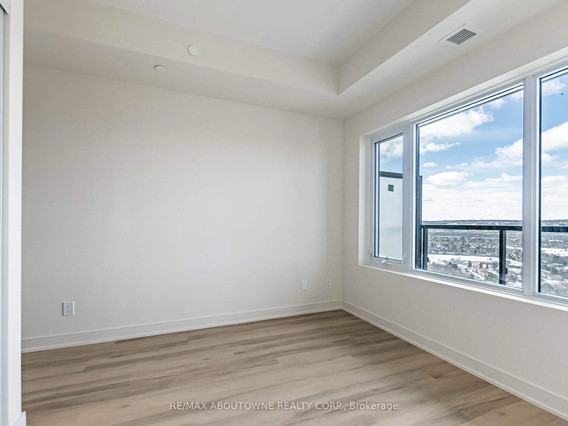 Photo 19 of Unit 2401, 8020 Derry Road, Milton, Coates — HOMEH