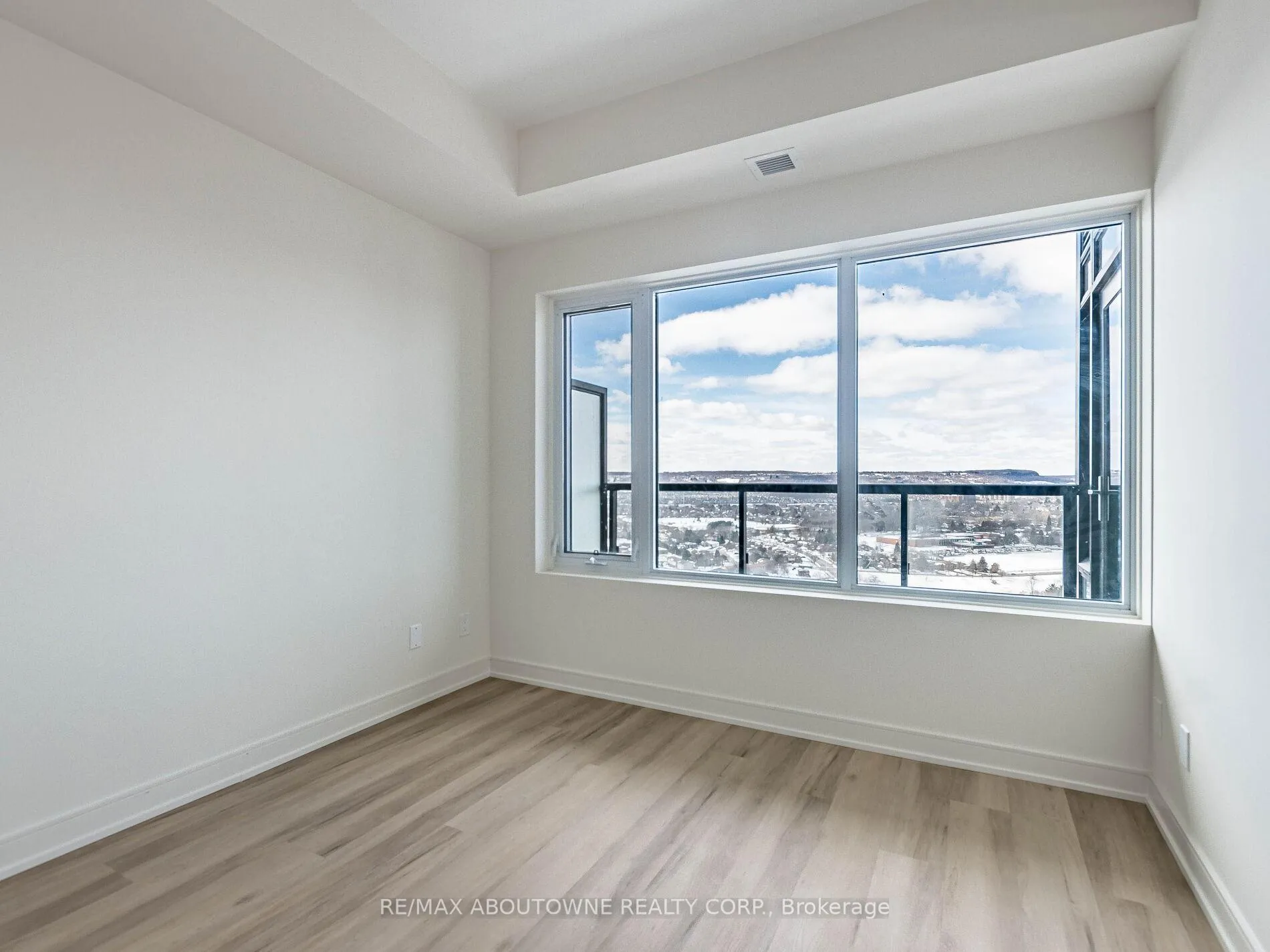Photo 20 of Unit 2401, 8020 Derry Road, Milton, Coates — HOMEH