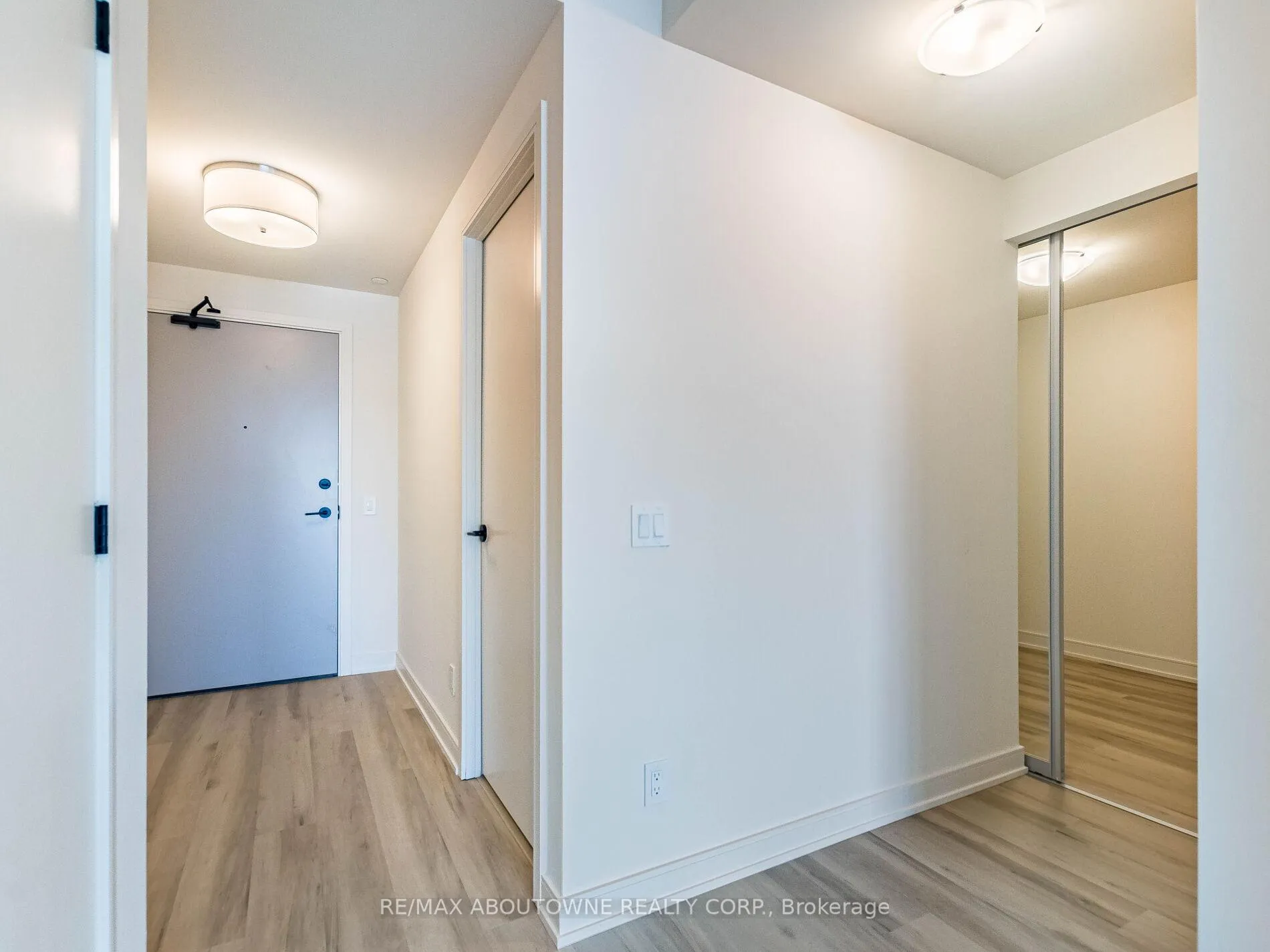 Photo 27 of Unit 2401, 8020 Derry Road, Milton, Coates — HOMEH