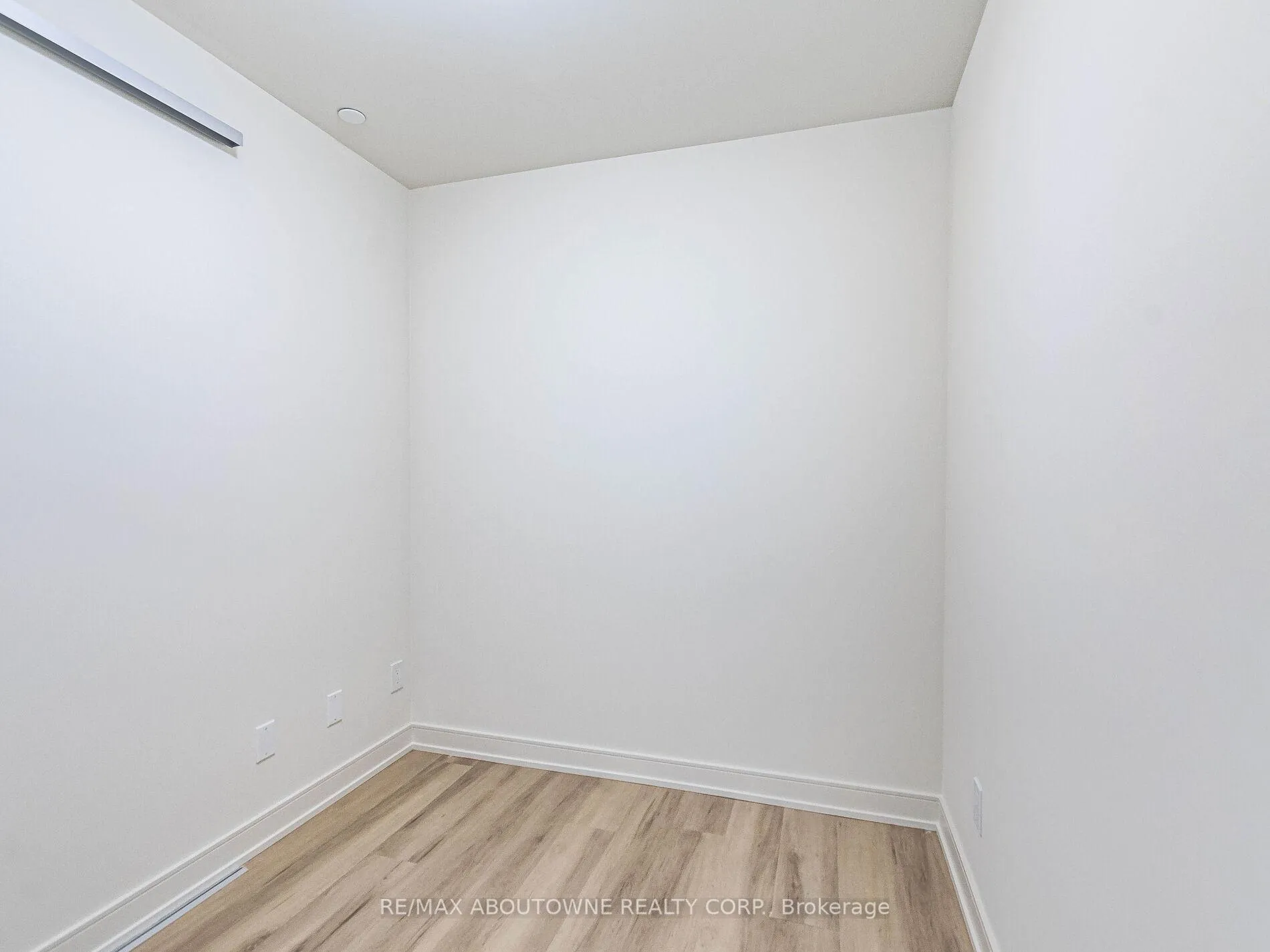 Photo 29 of Unit 2401, 8020 Derry Road, Milton, Coates — HOMEH