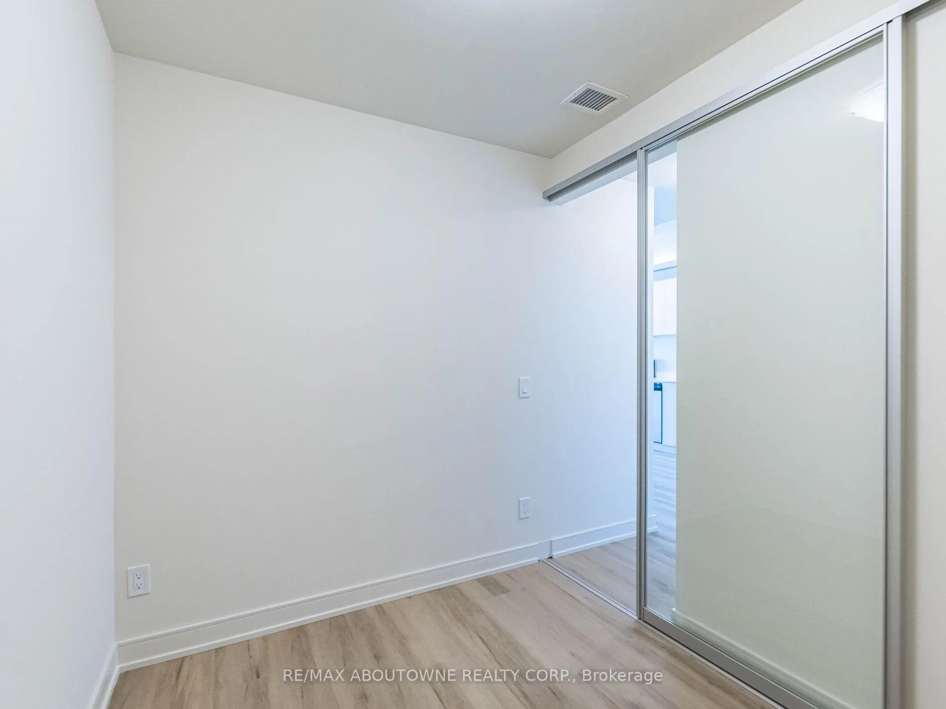 Photo 30 of Unit 2401, 8020 Derry Road, Milton, Coates — HOMEH