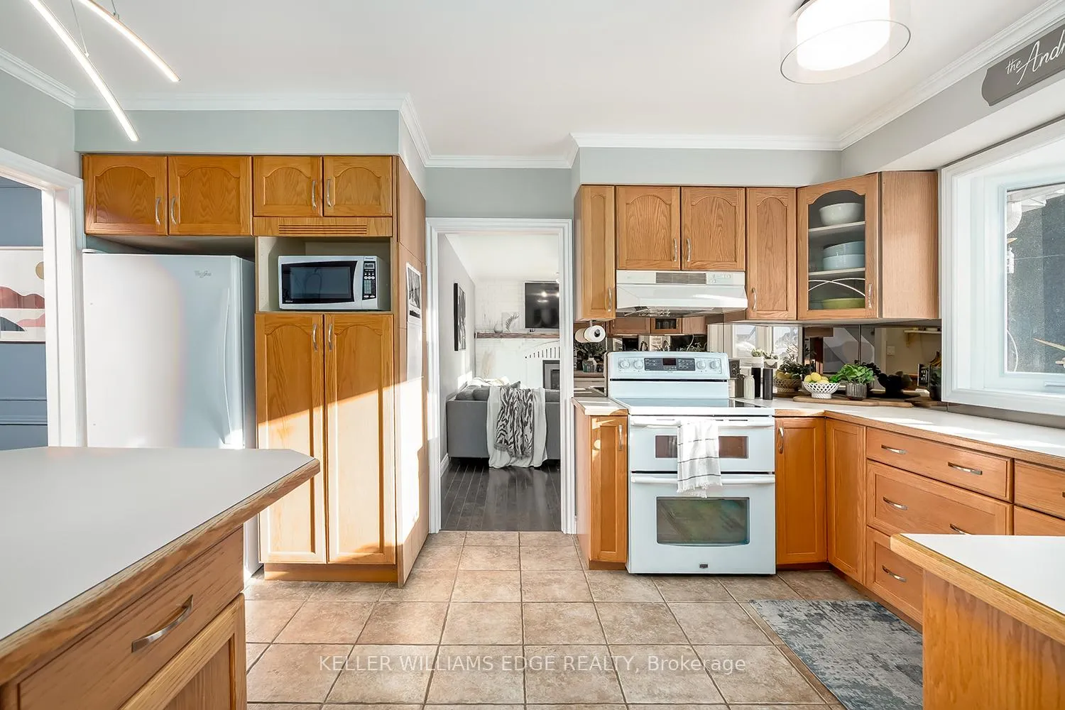 Photo 16 of 275 Camborne Crescent, Burlington, Roseland — HOMEH