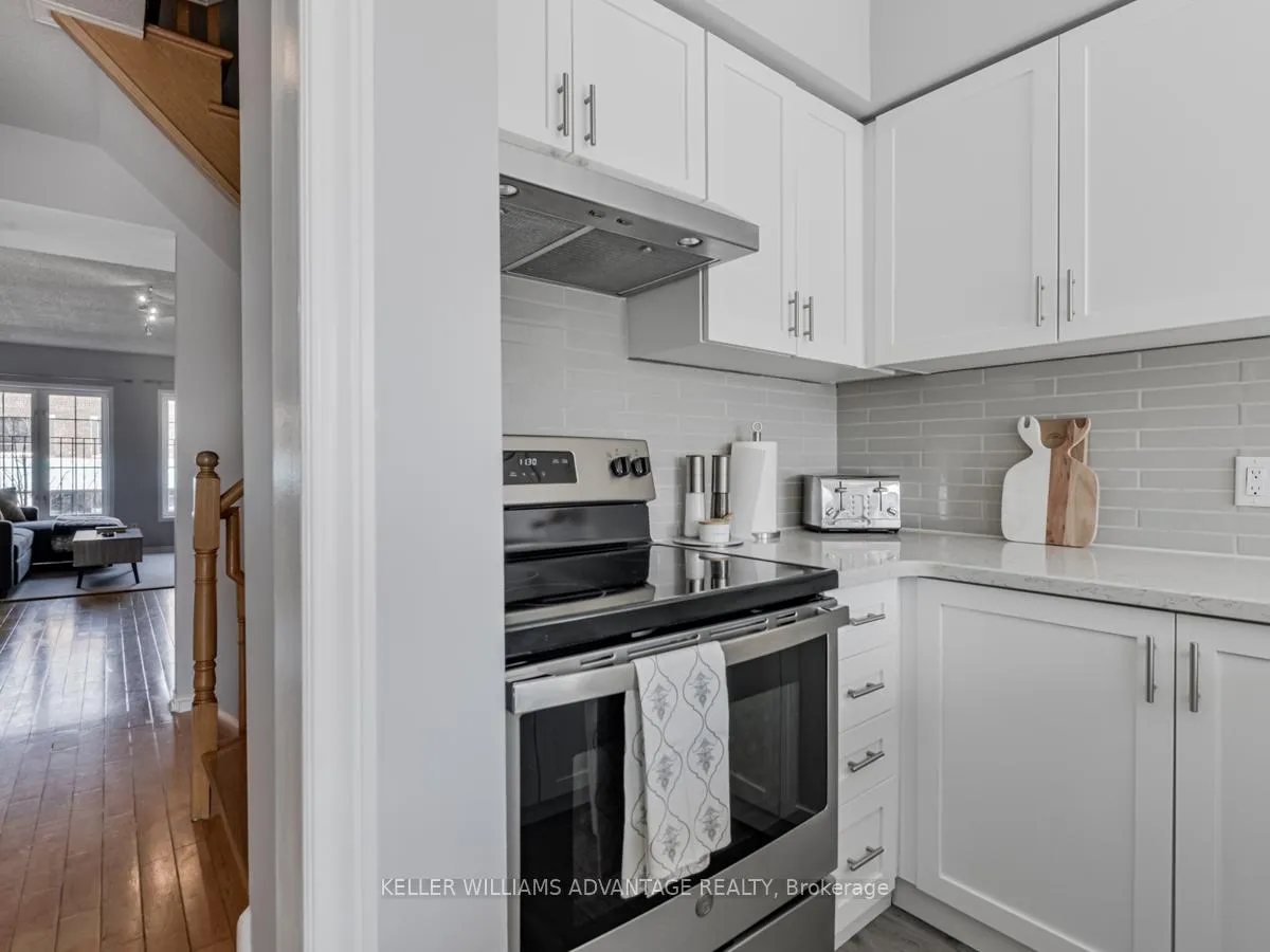 Photo 12 of 1521 Danforth Avenue, Toronto, Greenwood-Coxwell — HOMEH